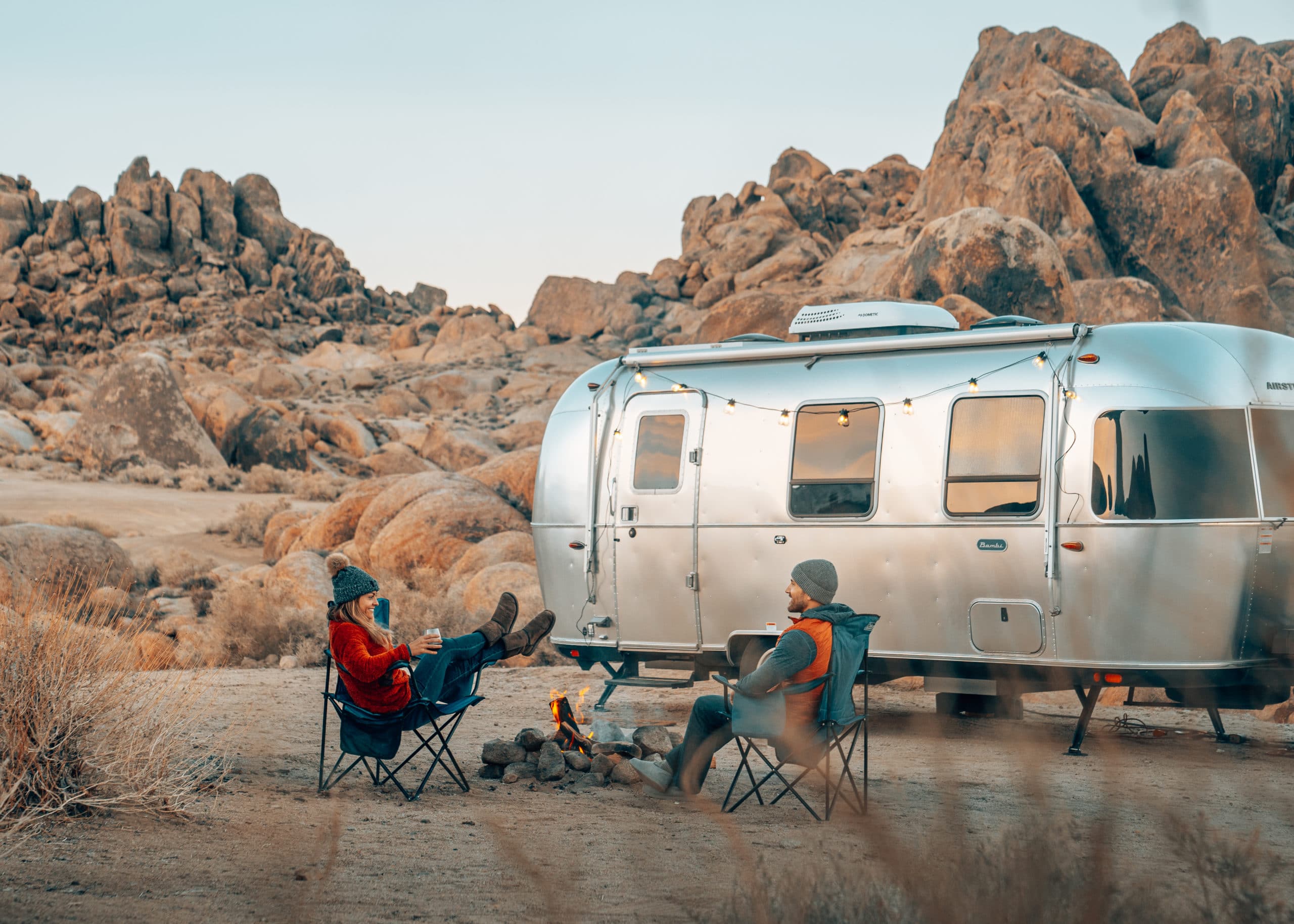 How to Charge Your RV Battery While Boondocking: Best Power Sources for ...