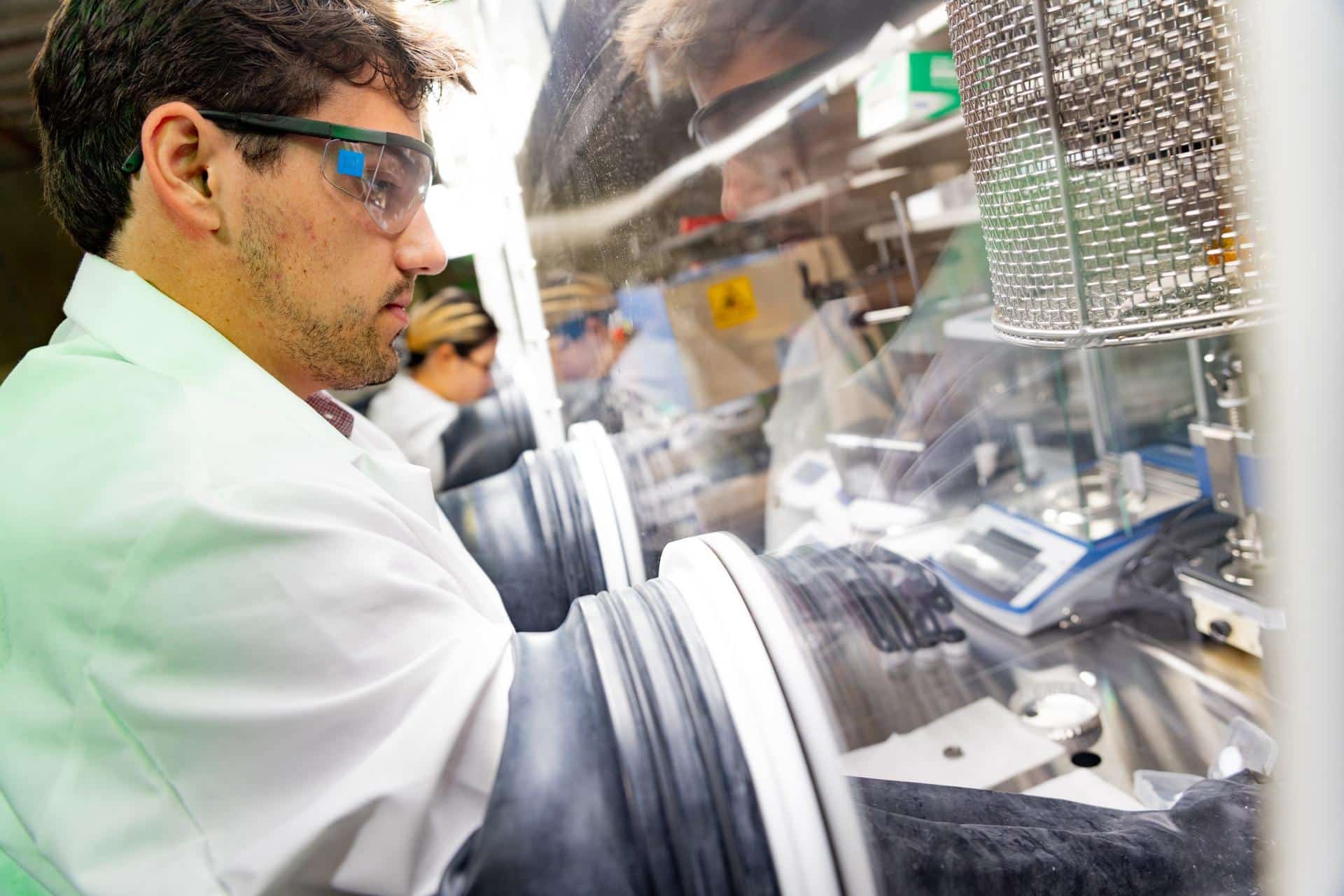 battery scientist|Electrical Data Graph|Common Lithium-Ion Battery Type Characteristics