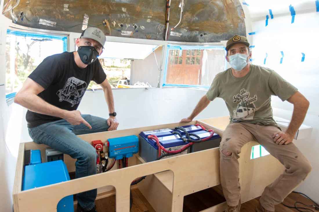 Andy Rawls and Nate Yarbrough install|Andy Rawls Argosy Solar Install|EXPLORIST-life-Andy-Rawls-Camper-Solar-Install-11 (2)|Andy Rawls Argosy Airstream