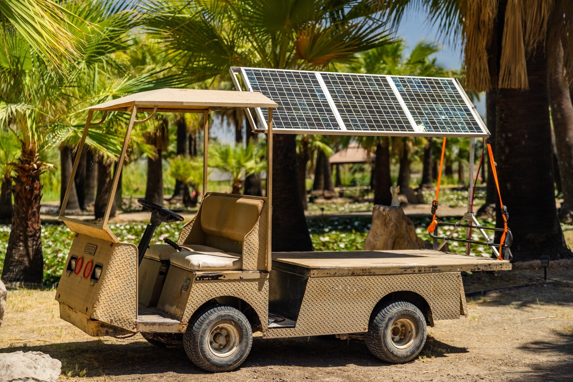 4 Signs That Indicate You Need New Golf Cart Batteries