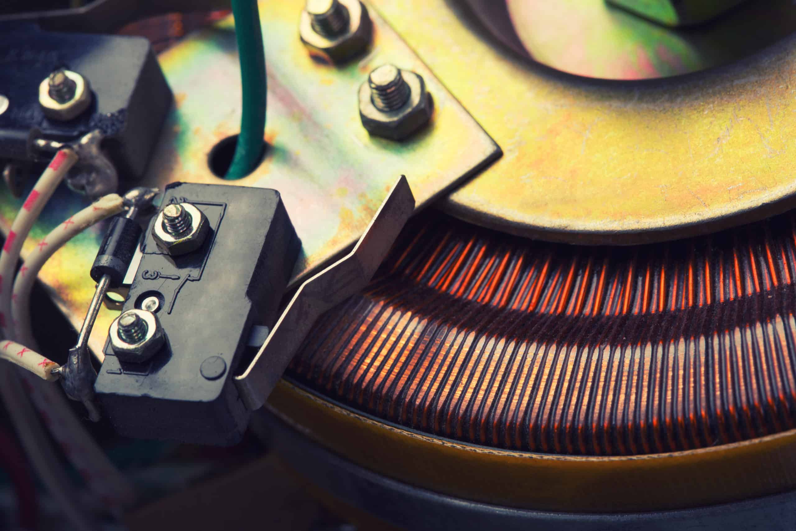 Electrical transformer|Installed Shunt (1)|Kwh Meter|984042_BlogGraphicBB_022221