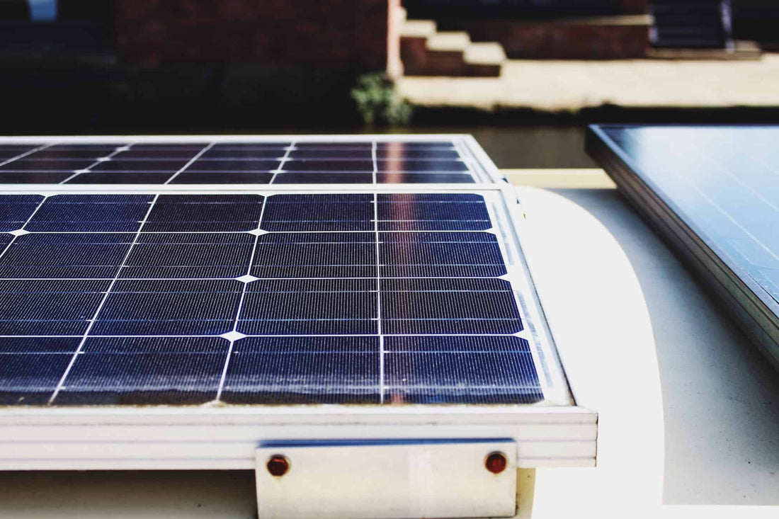 how long do solar panels last|solar-power-2021-08-31-11-32-19-utc|1399567|IMG_20200601_201031|solar panel up close