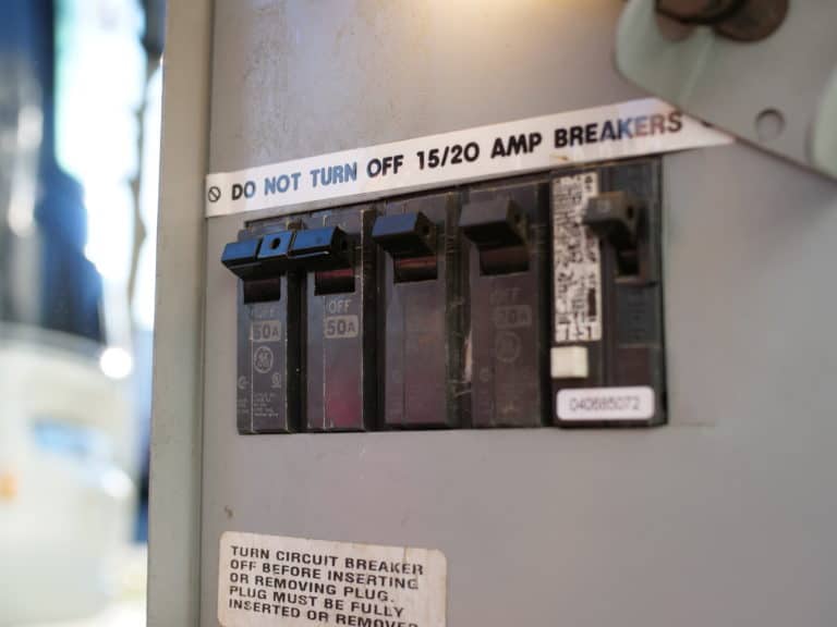 What Are Amps (and AmpHours) And Why Do They Matter?