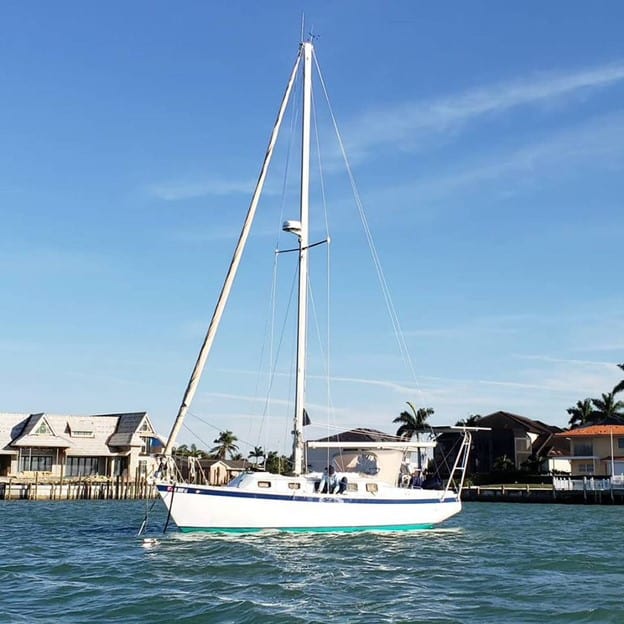 learning the lines sailboat sailing in water