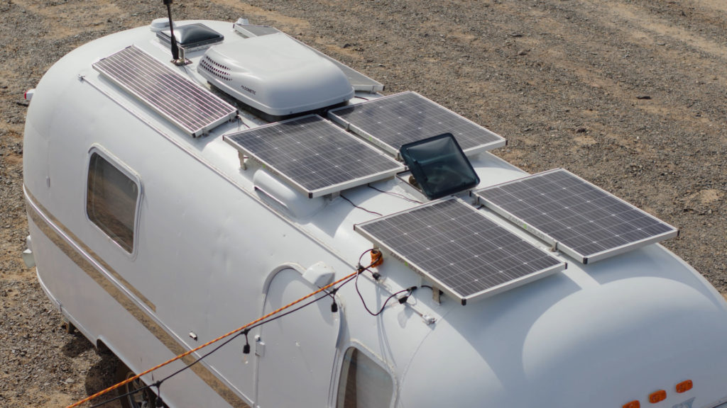 solar panels on drivin and vibin airstream