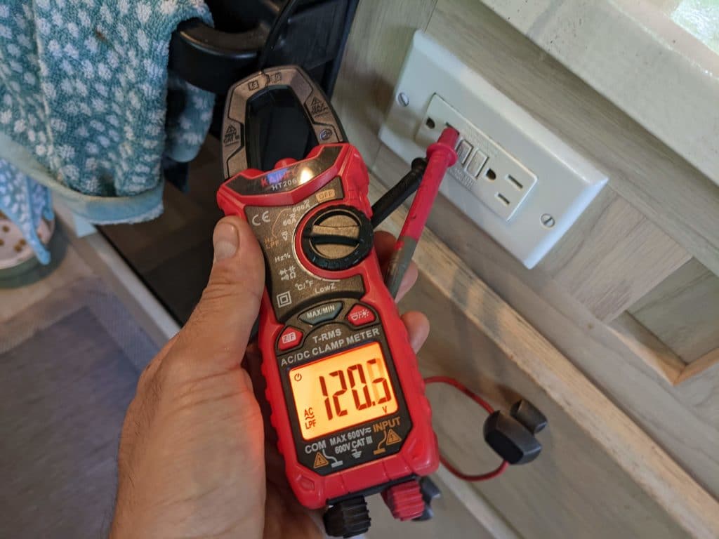 measuring AC voltage