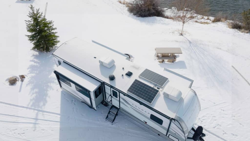 solar panels on rv in the snow