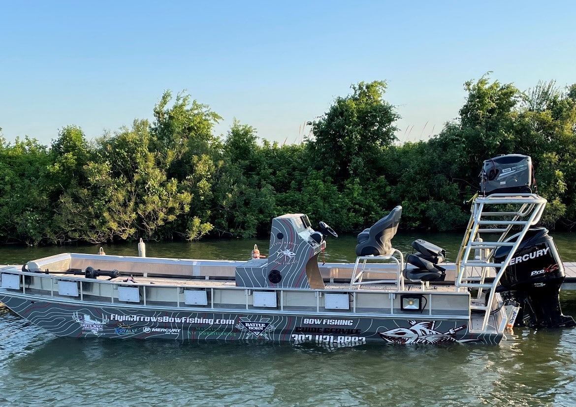 Flyin' Arrows Bowfishing Boat