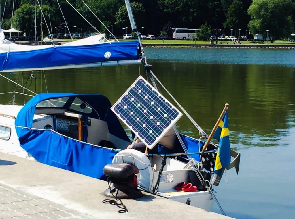 solar panel mounted on sailboat
