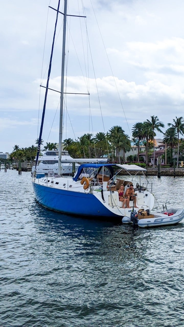 Spear It Animal's sailboat with Sascha and Raf on the bow