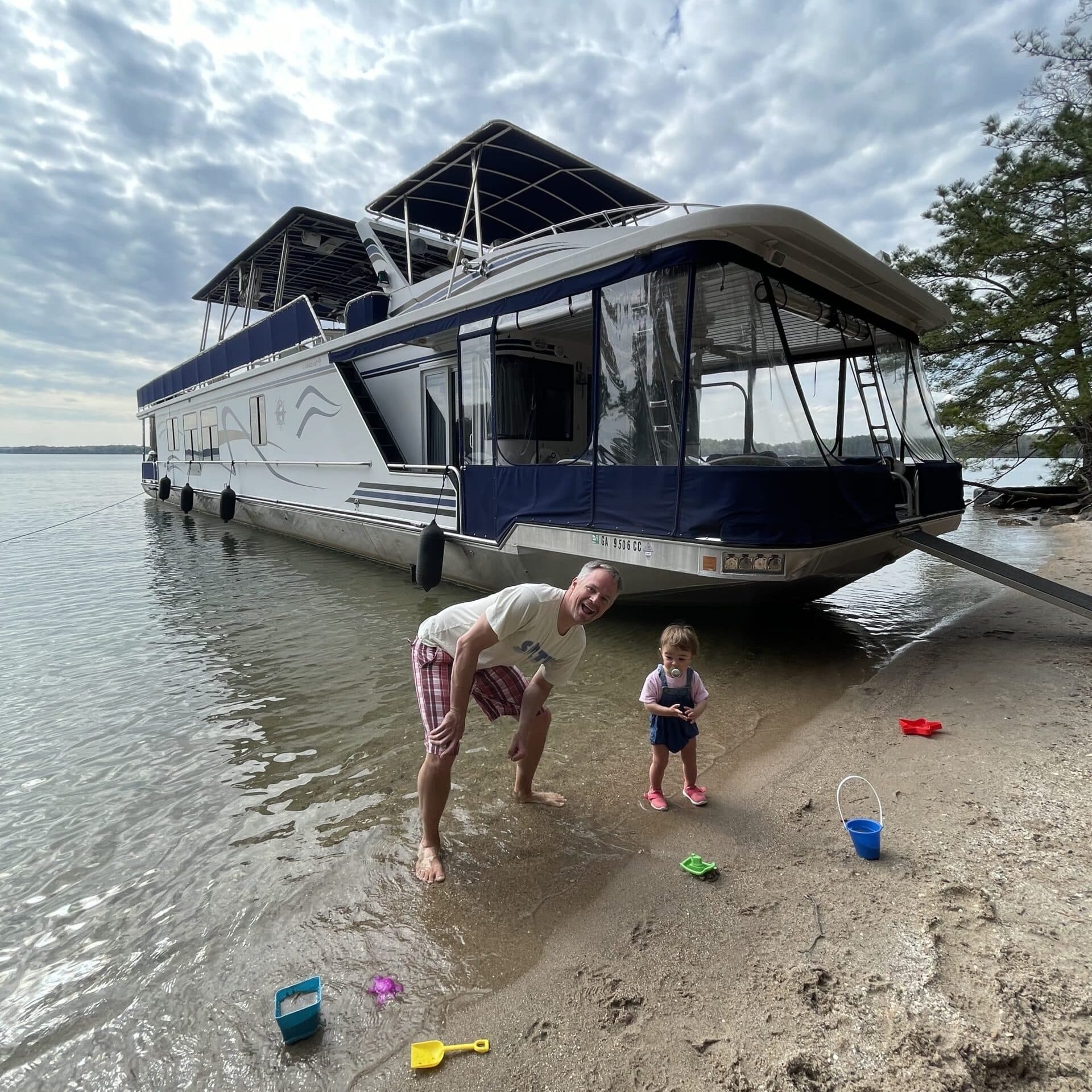 Trey and Clare Kitchens with the Deep Houseboat Life Boat