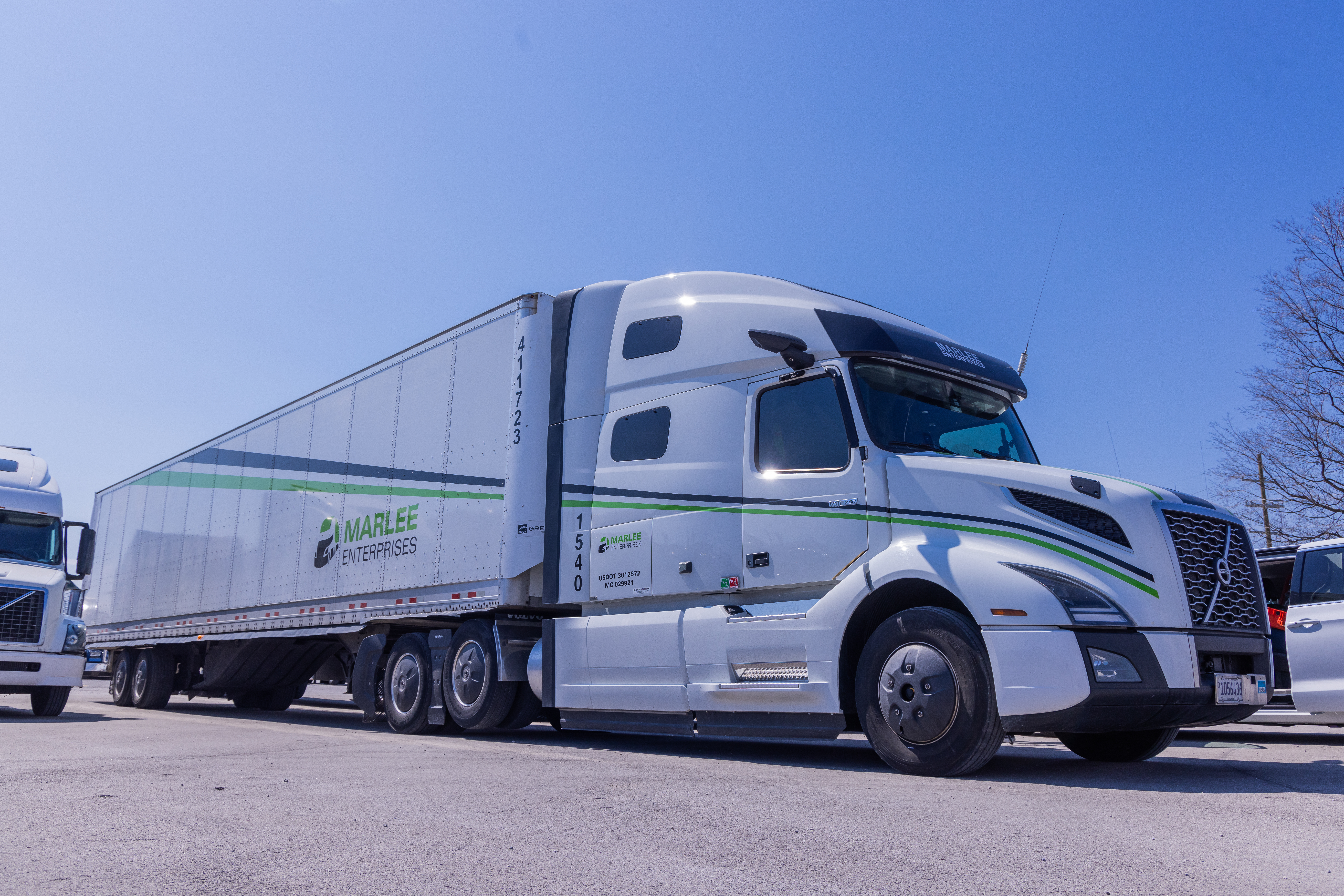 Long Haul Semi-Truck