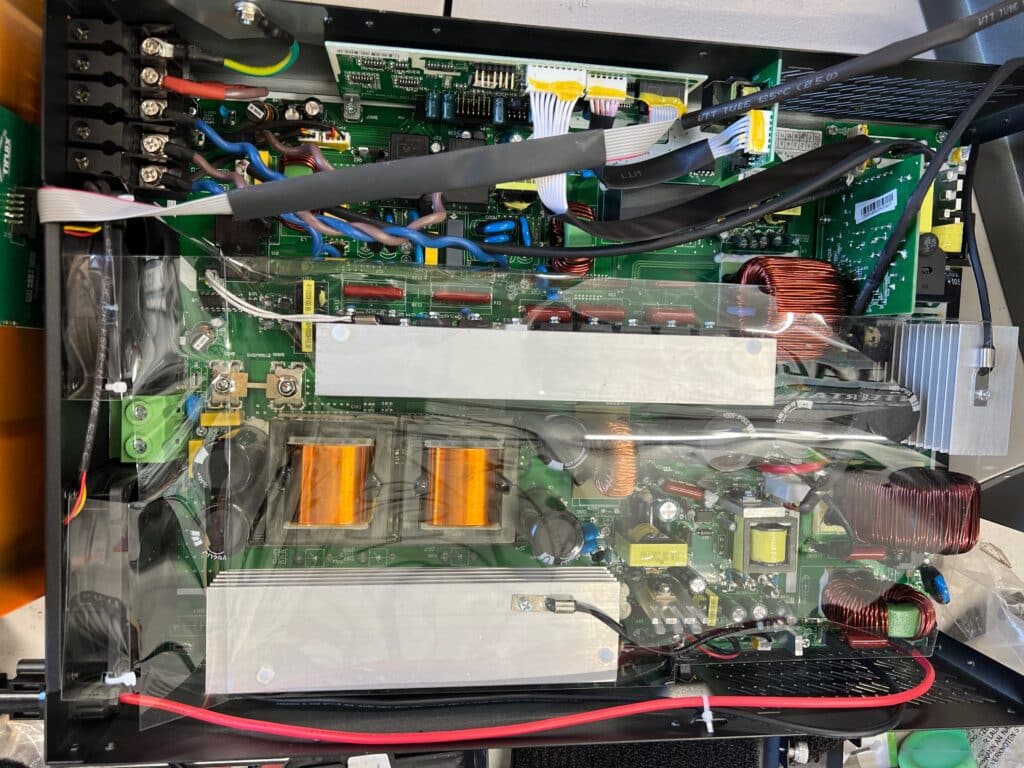inside a transformerless high-frequency inverter